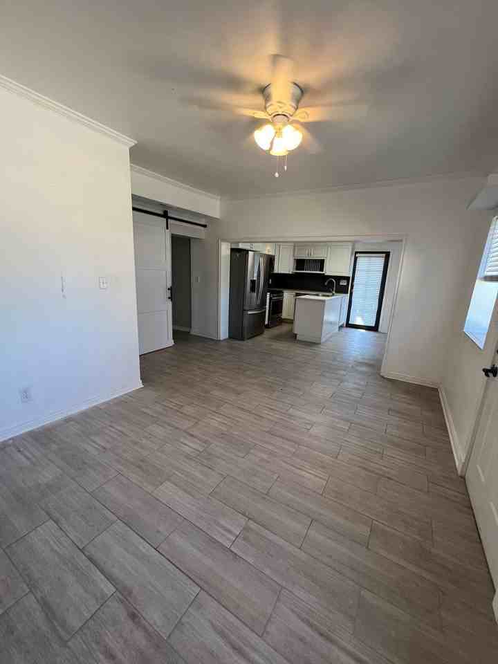 166 N 200 E - Photo 3 of 28