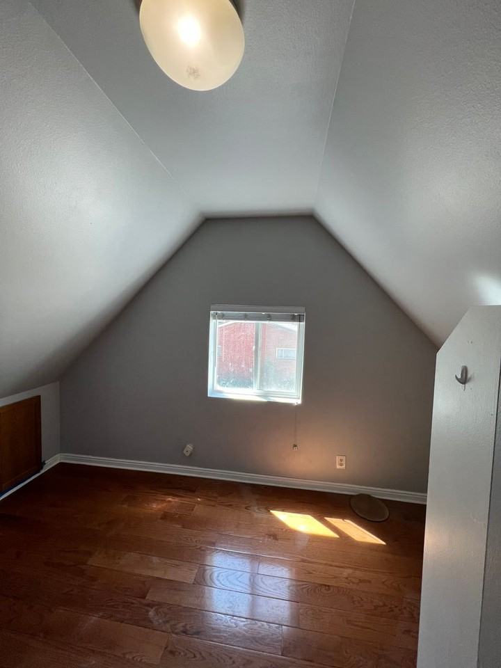 166 N 200 E - Photo 2 of 28