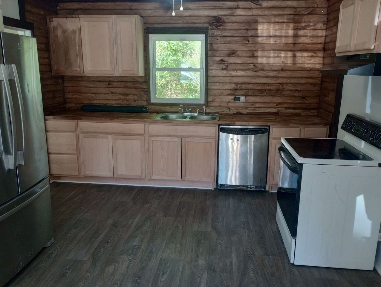 732 Stewarts Rd - Photo 2 of 16