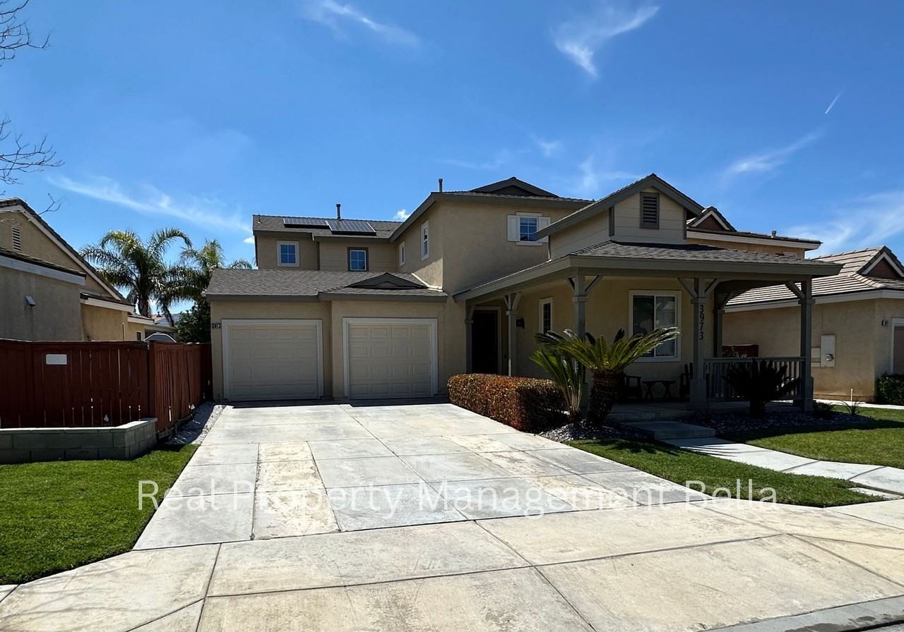 3973 Barbury Palms Way - Photo 2 of 30