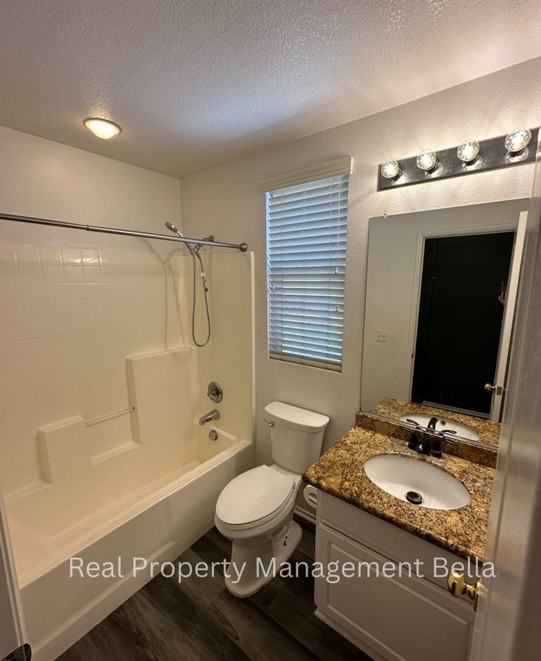3973 Barbury Palms Way - Photo 6 of 30