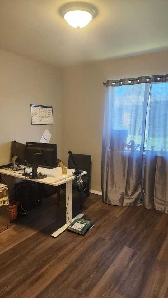 2408 Xenia St - Photo 7 of 23