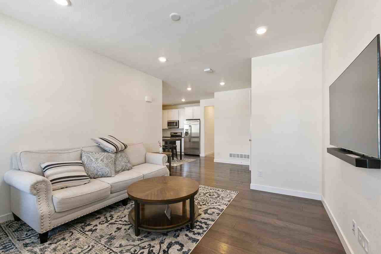 2888 Fractus St - Photo 3 of 39