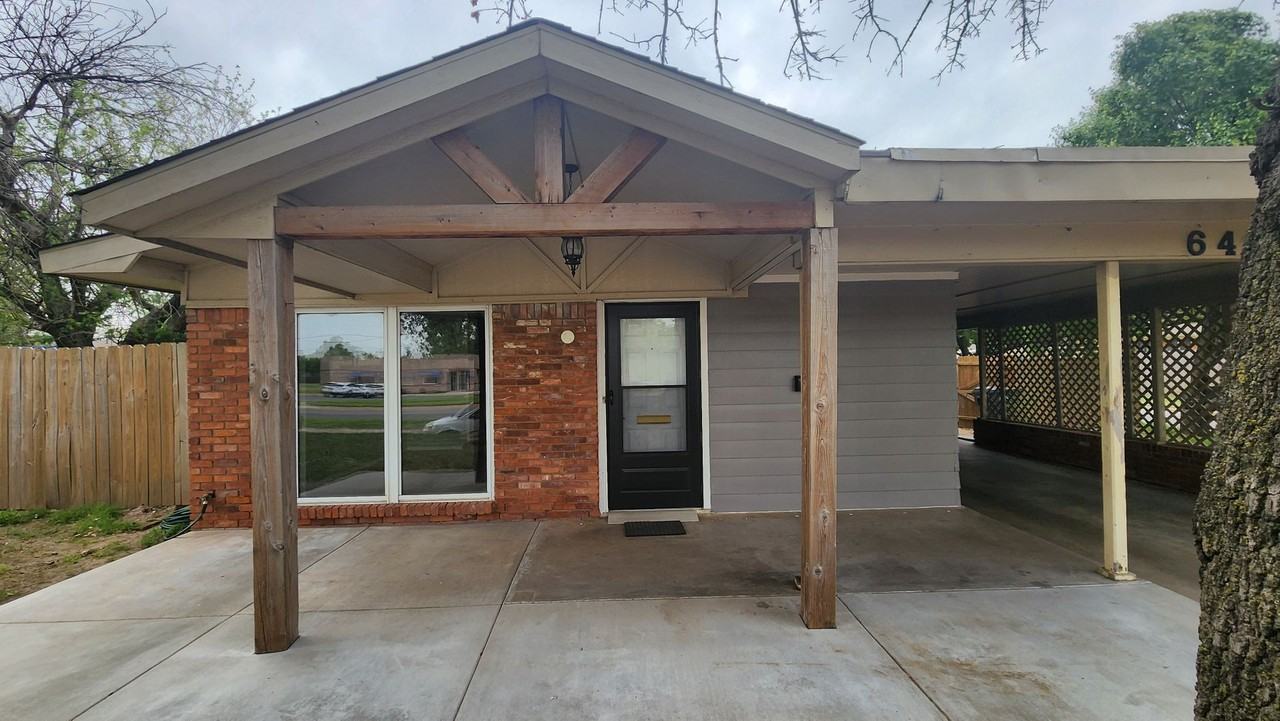 6408 Nw 23rd St - Photo 3 of 32