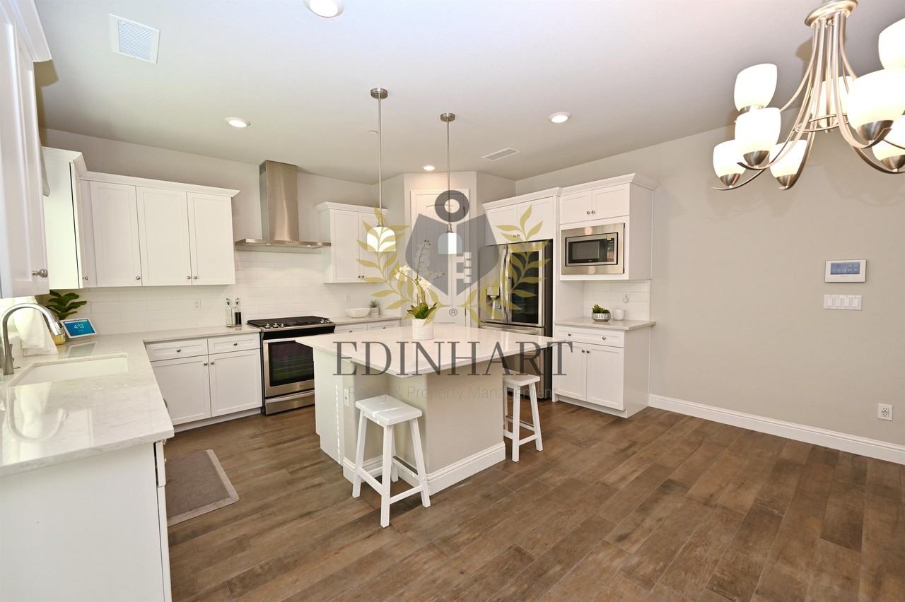 1439 E Via Albero Dr #1 - Photo 7 of 50