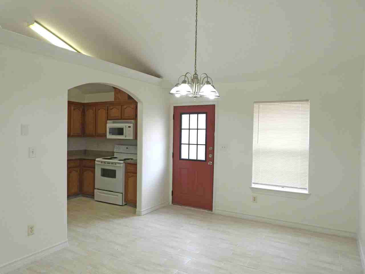 2101 Bahamas Dr #3 - Photo 5 of 21