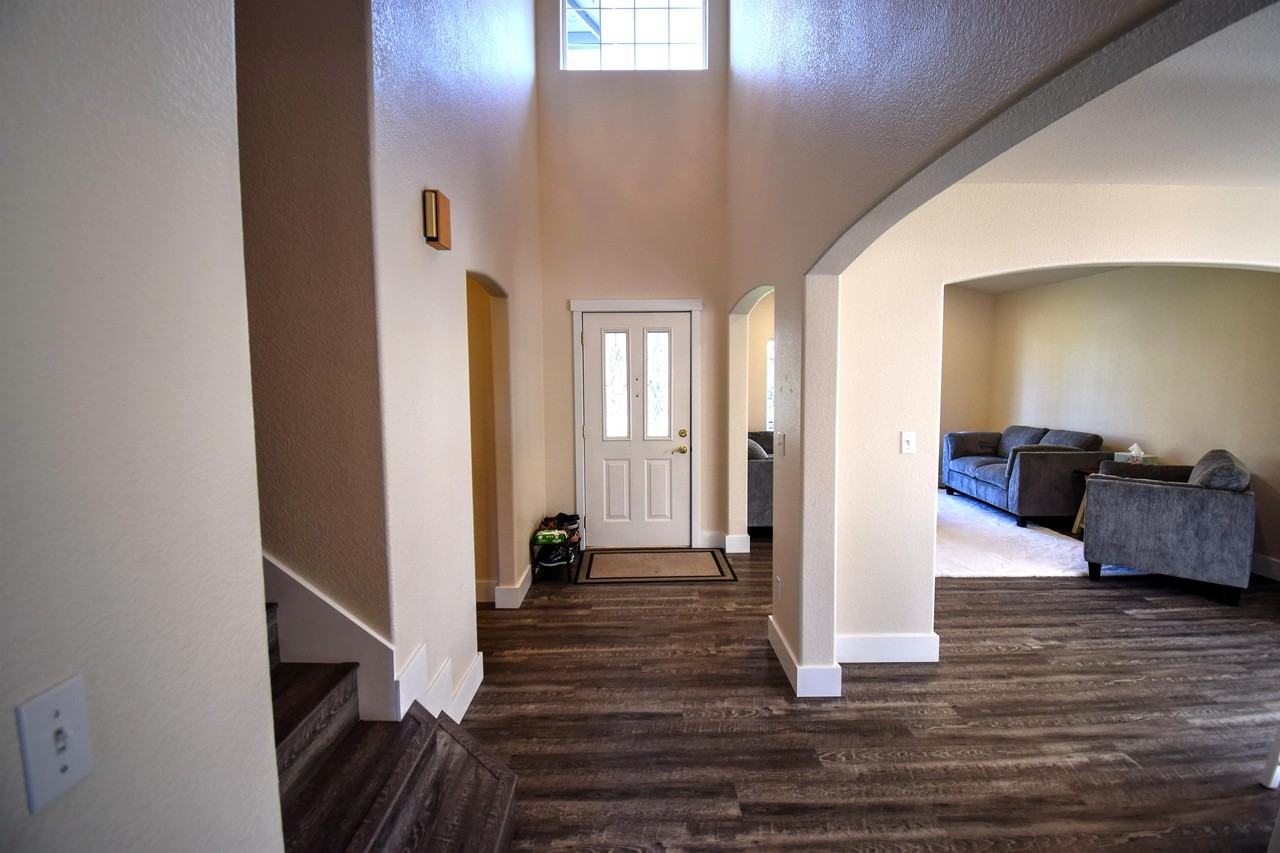 2918 Lohman Ct Se #1 - Photo 2 of 39