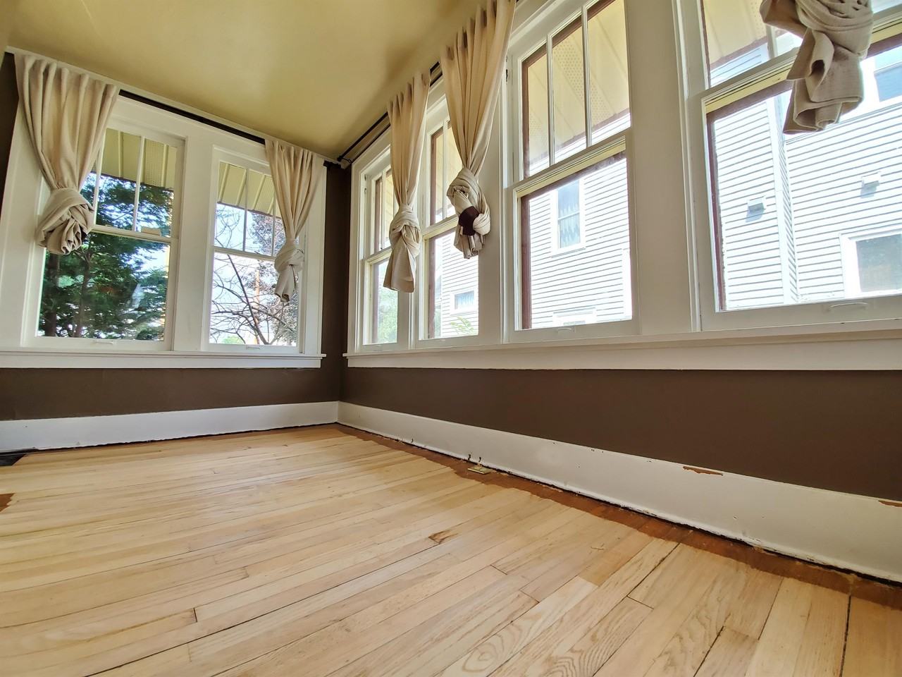 716 2nd St Nw #1 - Photo 4 of 13