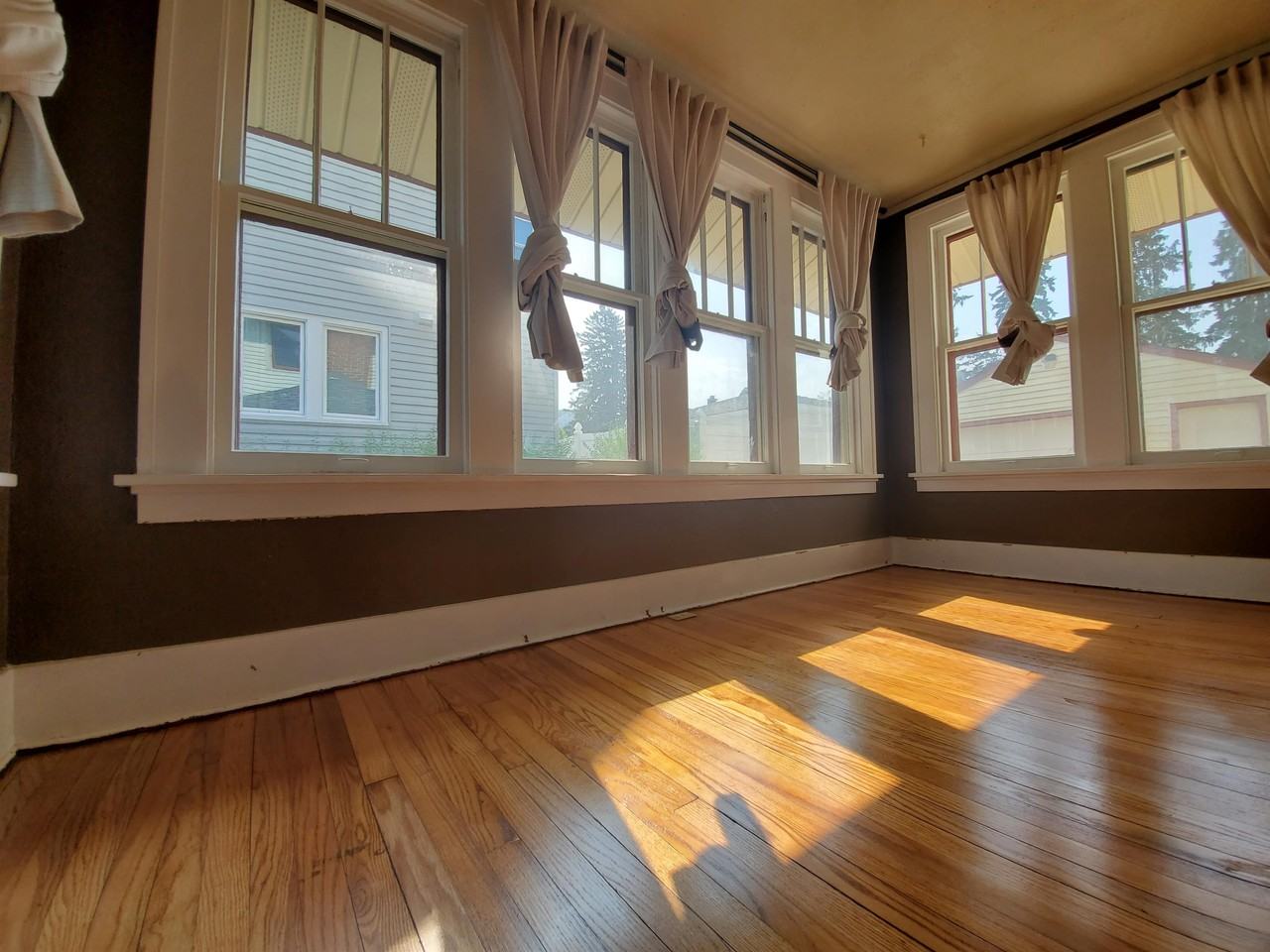 716 2nd St Nw #1 - Photo 7 of 13