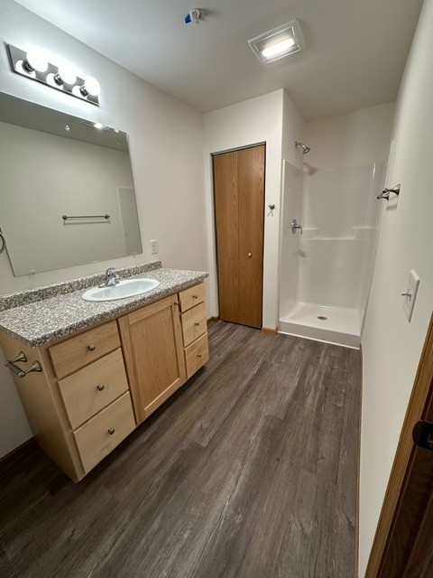 835 E Wisconsin St #608 - Photo 7 of 11