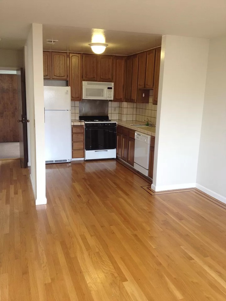 340 Anza Street - Photo 2 of 8