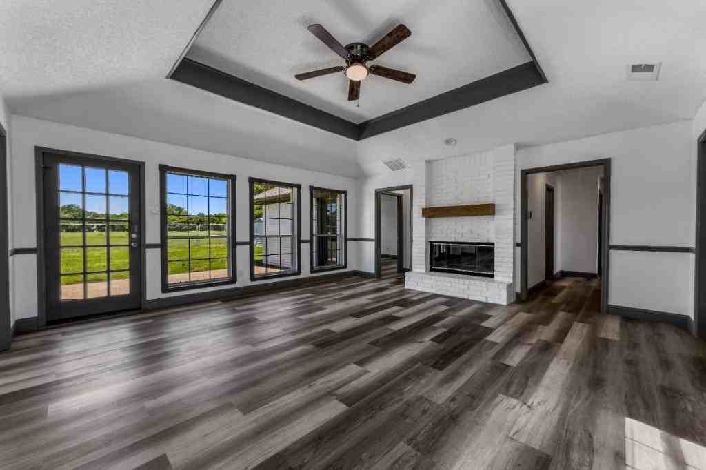 116 Princeton Cir - Photo 4 of 25