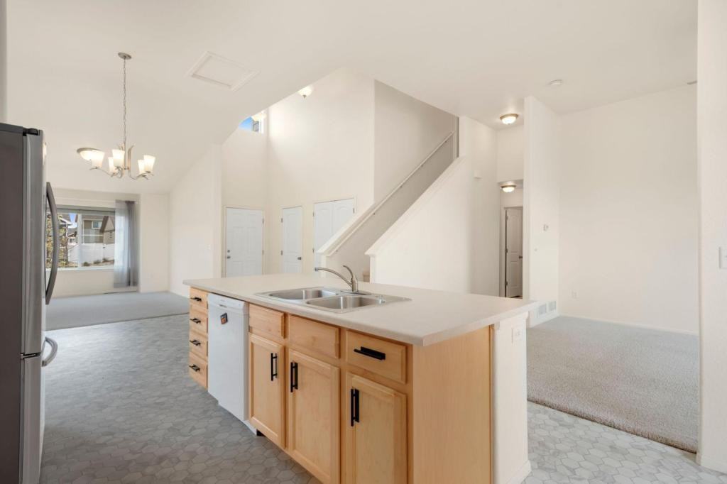 1800 101st Avenue Ct - Photo 7 of 20