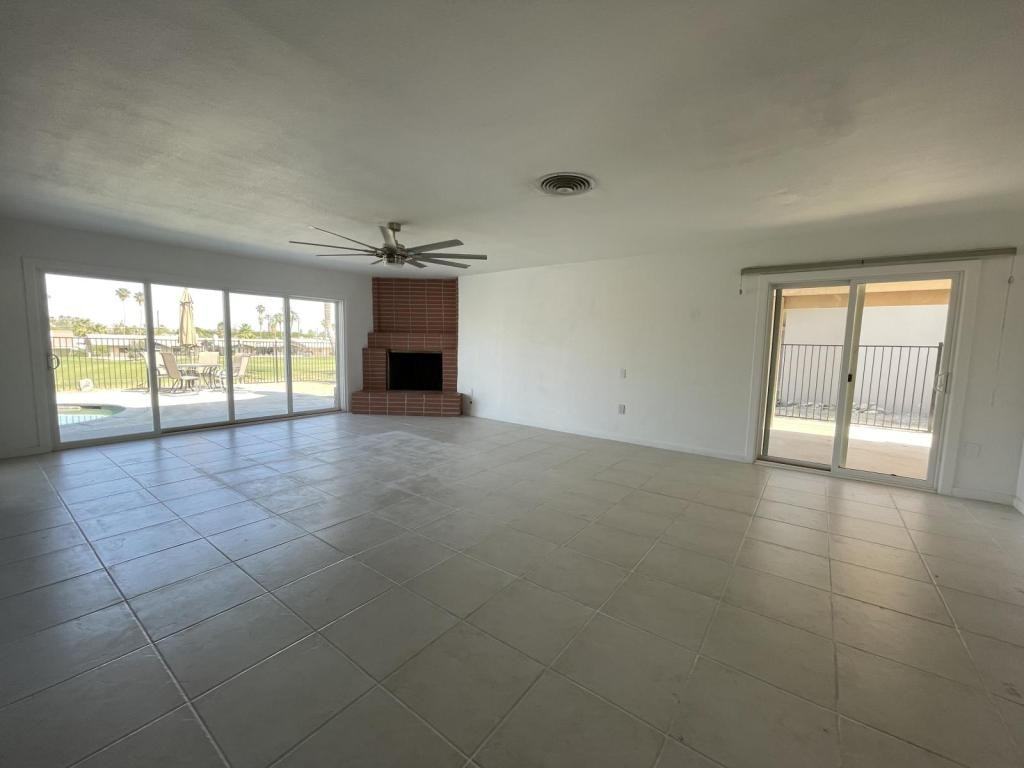 43400 Illinois Ave - Photo 6 of 19