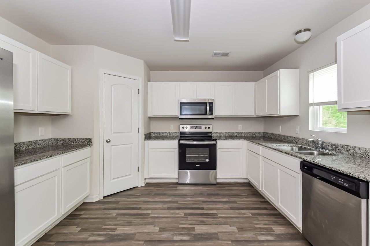 238 Anglers Edge Dr - Photo 6 of 16