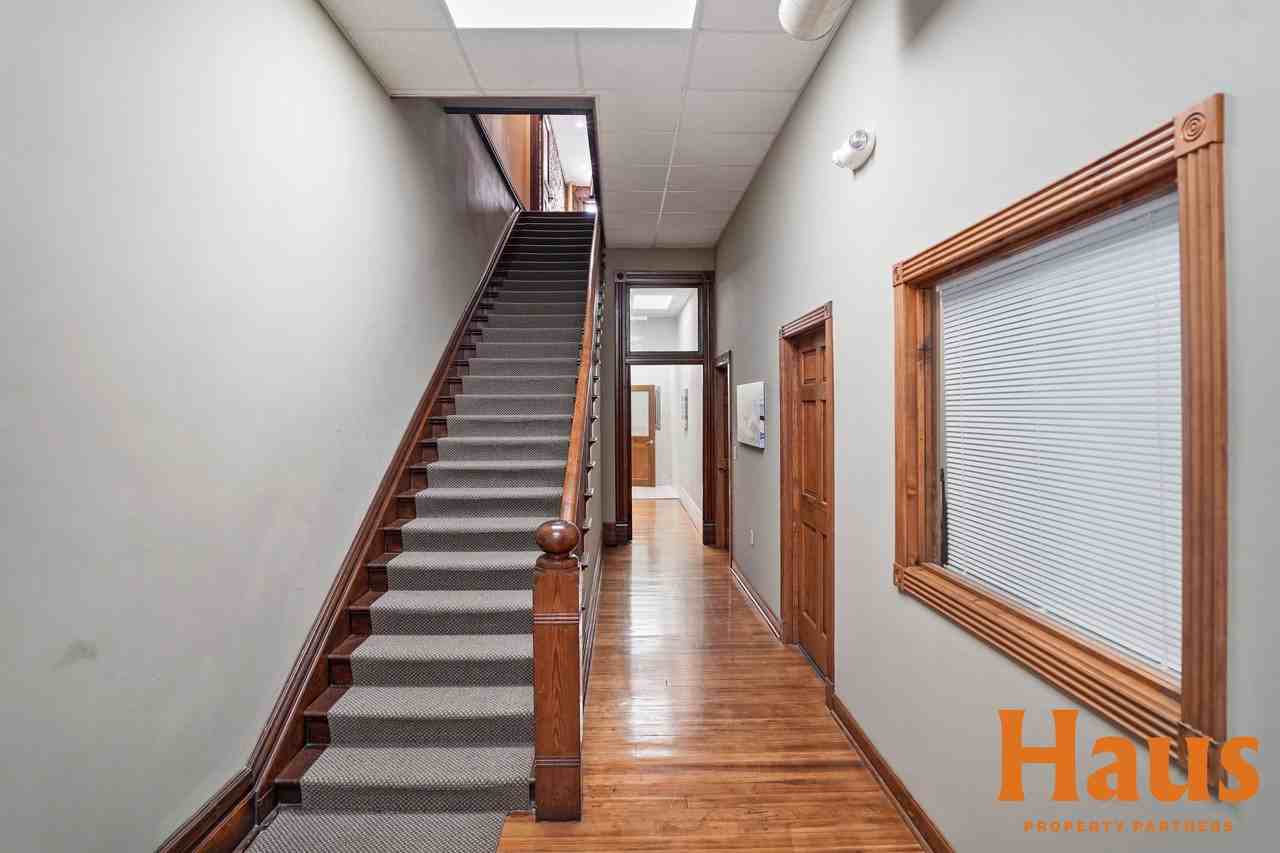 118 Sw 8th Ave #203 - Photo 6 of 30