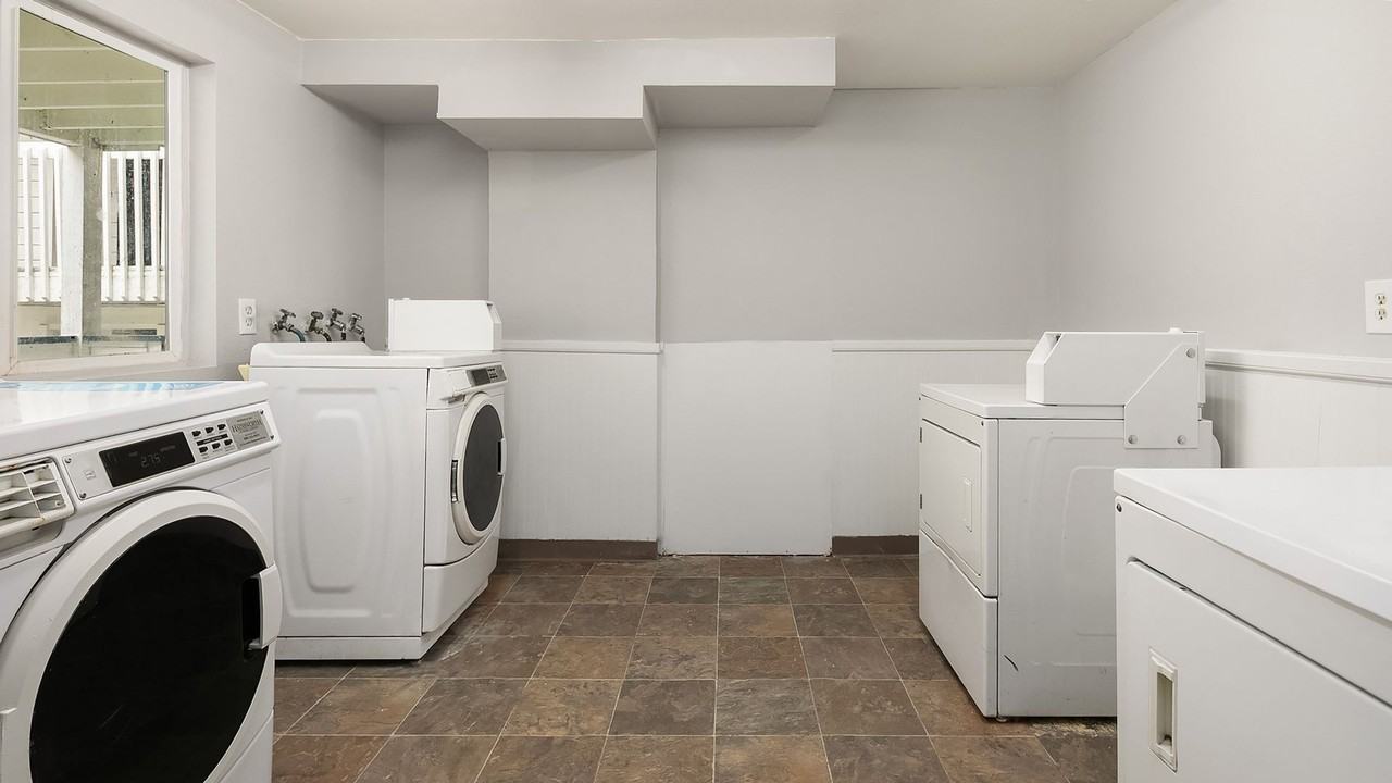 Nacelle Apartments - Photo 5 of 15