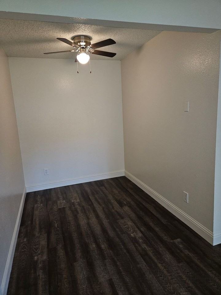 Parkwood Apartments - Photo 4 of 50