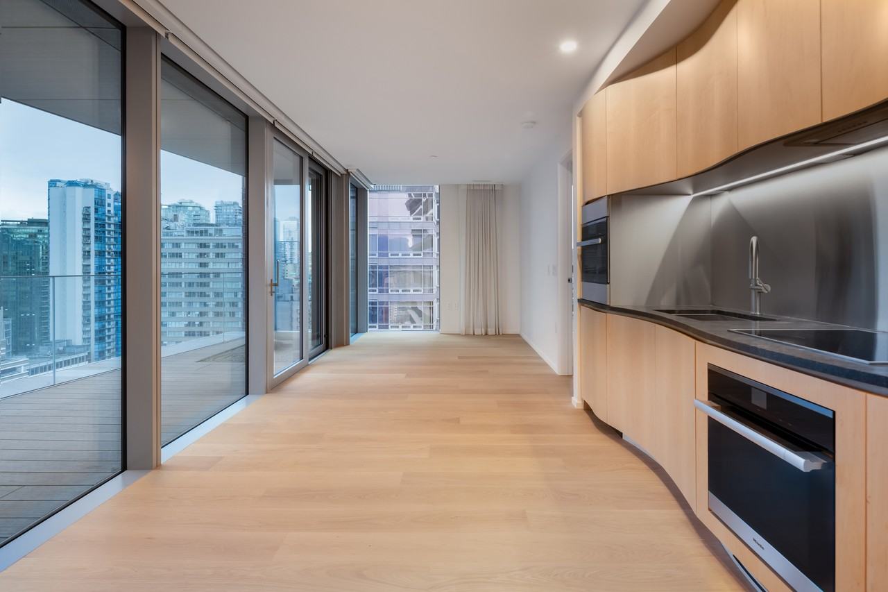 1568 Alberni St. - Photo 3 of 8