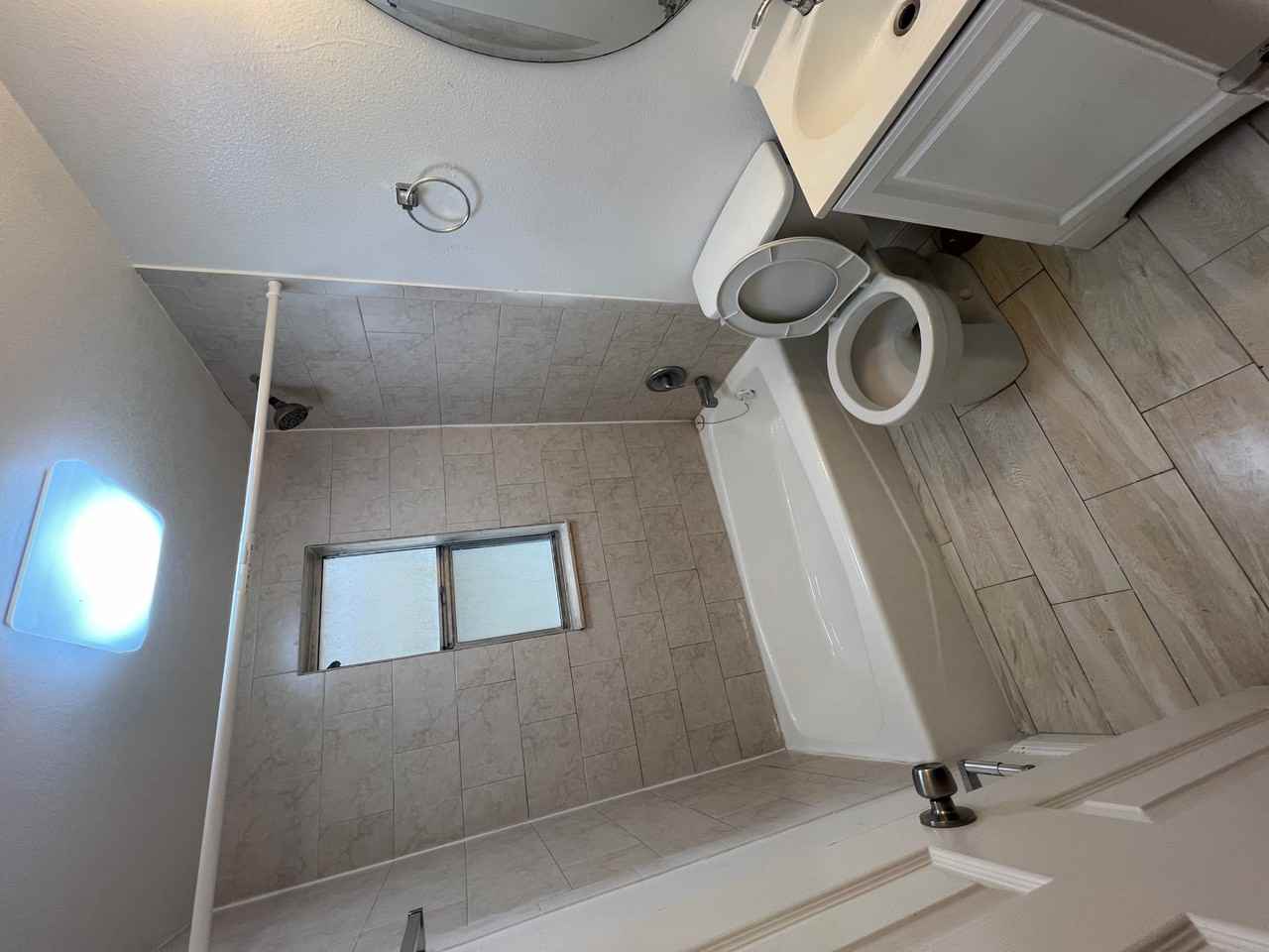 3812 N 52nd St - Photo 3 of 22