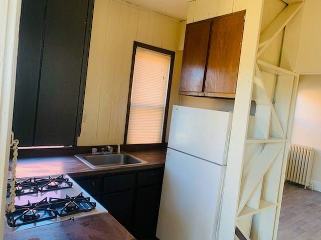 411 Wethersfield Ave #3R - Photo 6 of 8