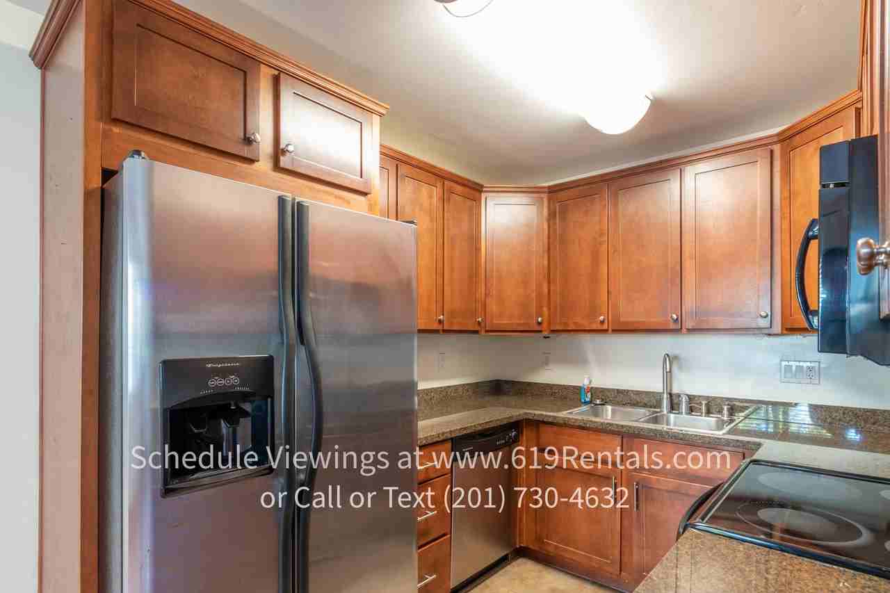 4560 60th St #9 - Photo 6 of 17