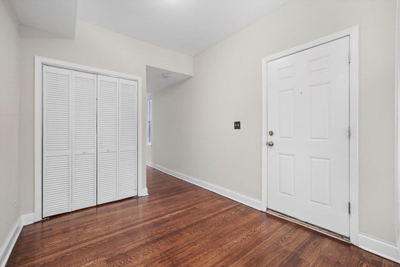 6136 S Eberhart - Jim Sears - Photo 2 of 16