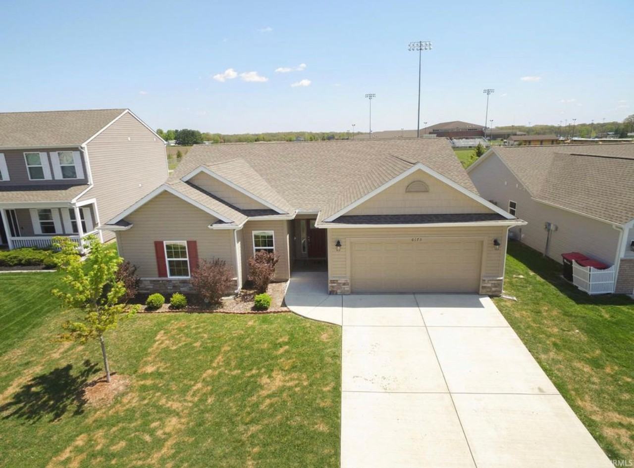 6173 Silvercreek Dr - Photo 2 of 20