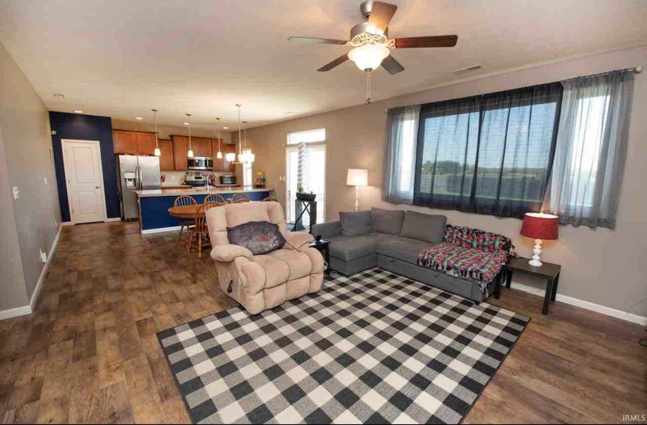 6173 Silvercreek Dr - Photo 6 of 20