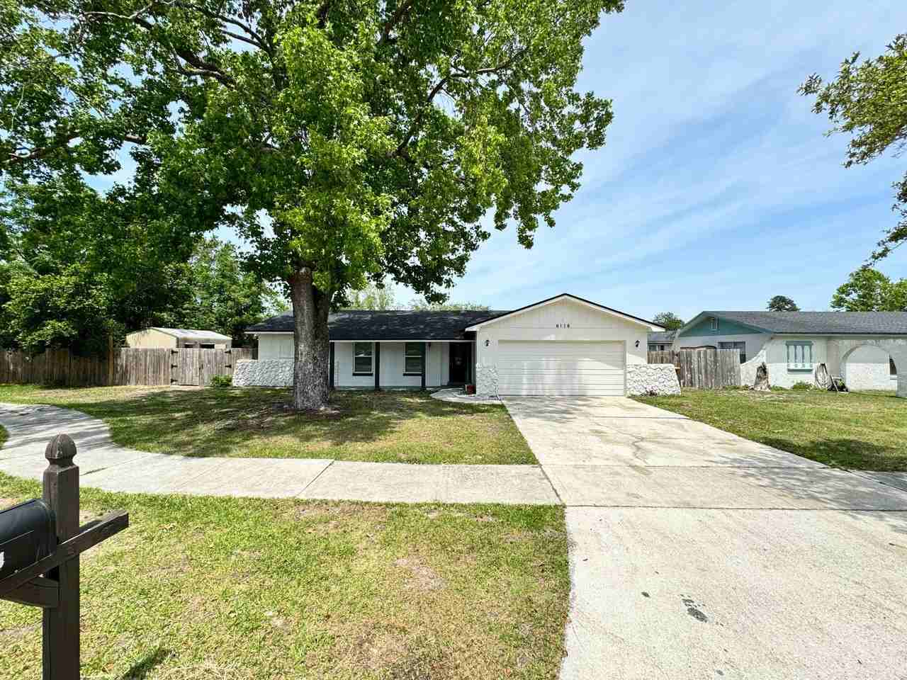 6116 Shakespeare Dr - Photo 2 of 14
