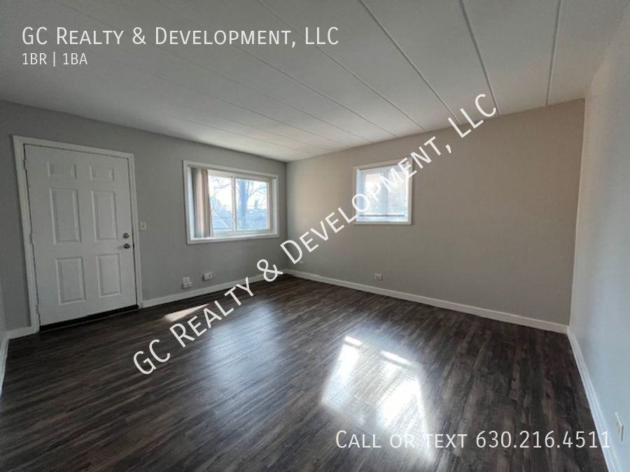 342 342 Wilson Ave. #342H - Photo 2 of 14