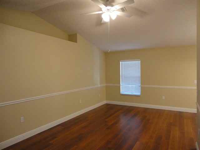 626 Lakemont Dr - Photo 3 of 20