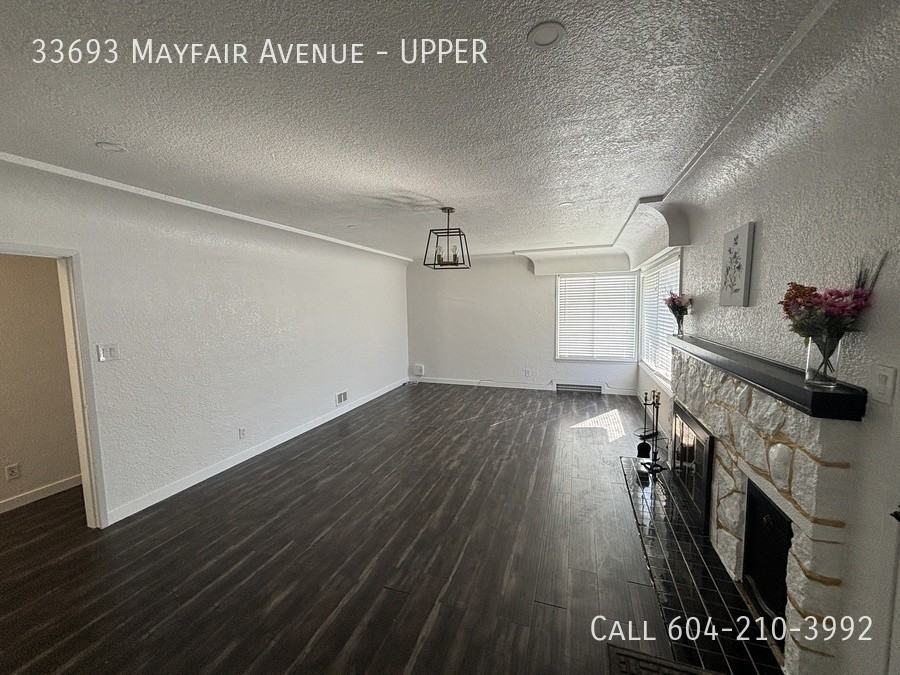 33693 Mayfair Ave - Photo 2 of 7