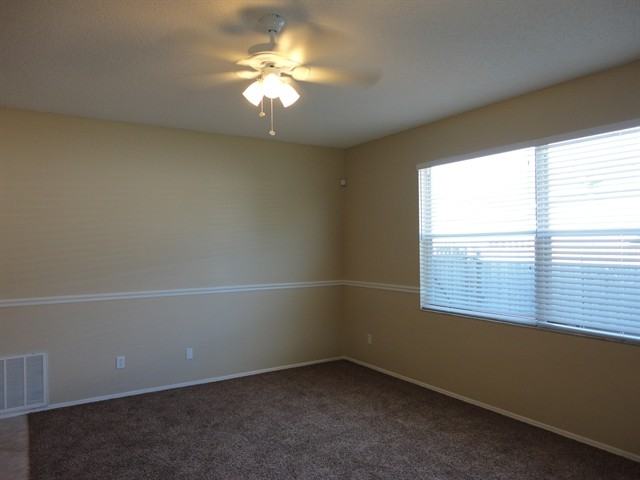 11536 Wellman Dr - Photo 3 of 7