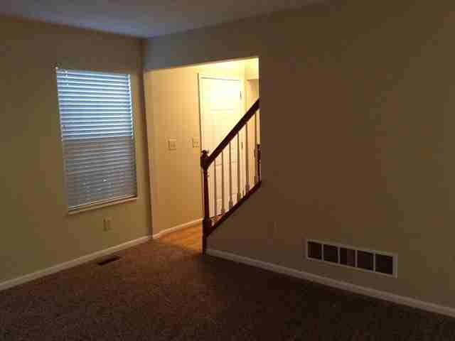 2618 Spring Mill Pl - Photo 2 of 11