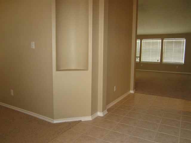 6514 Rose Willow Ln - Photo 3 of 11