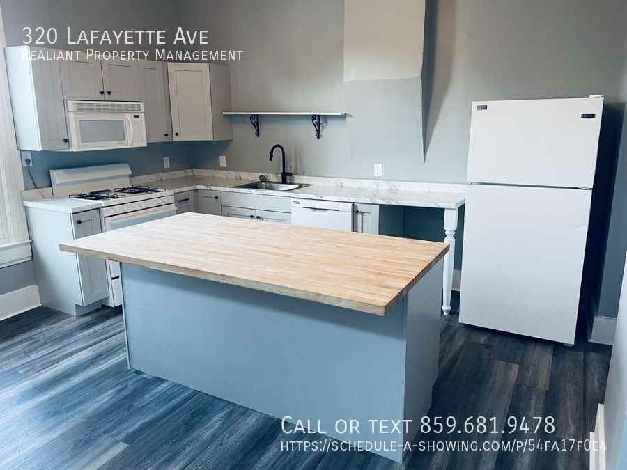 320 Lafayette Ave - Photo 2 of 17