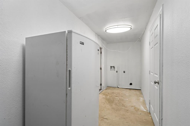 118 E Tamarind St - Photo 5 of 14