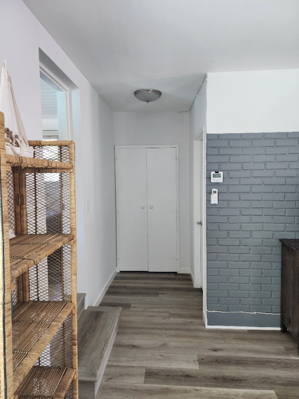 1112 N Ontare Rd - Photo 7 of 20