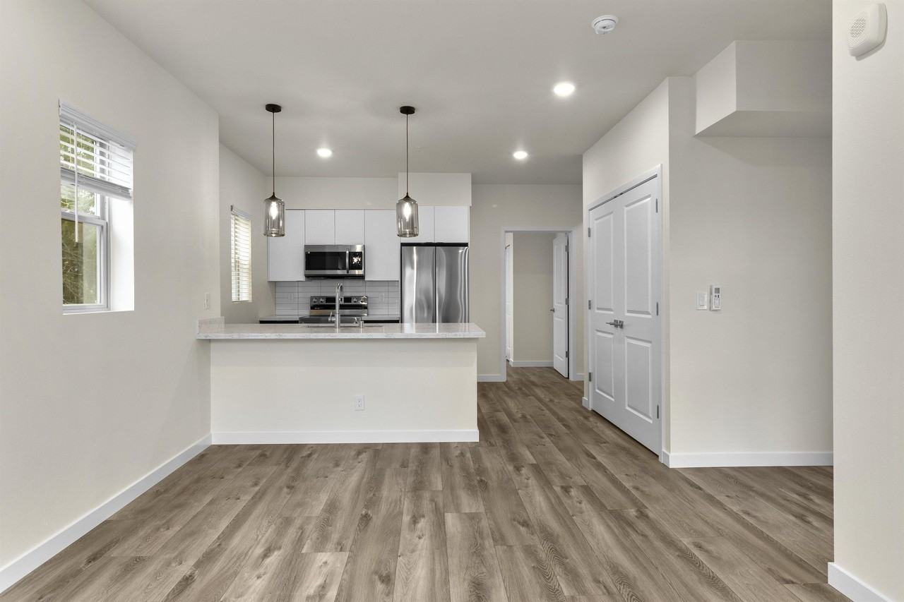 8933 Heron Heights 8931 Gravelly Lake Dr SW - 201 #8931-201 - Photo 3 of 20