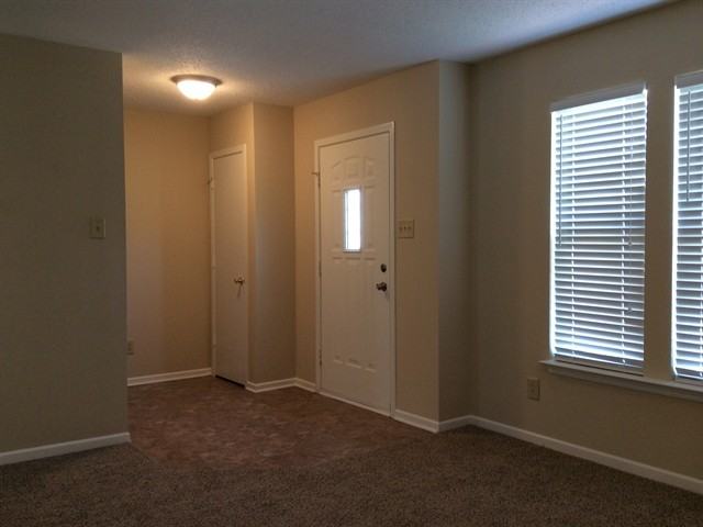 6891 W Stansbury Blvd - Photo 3 of 8