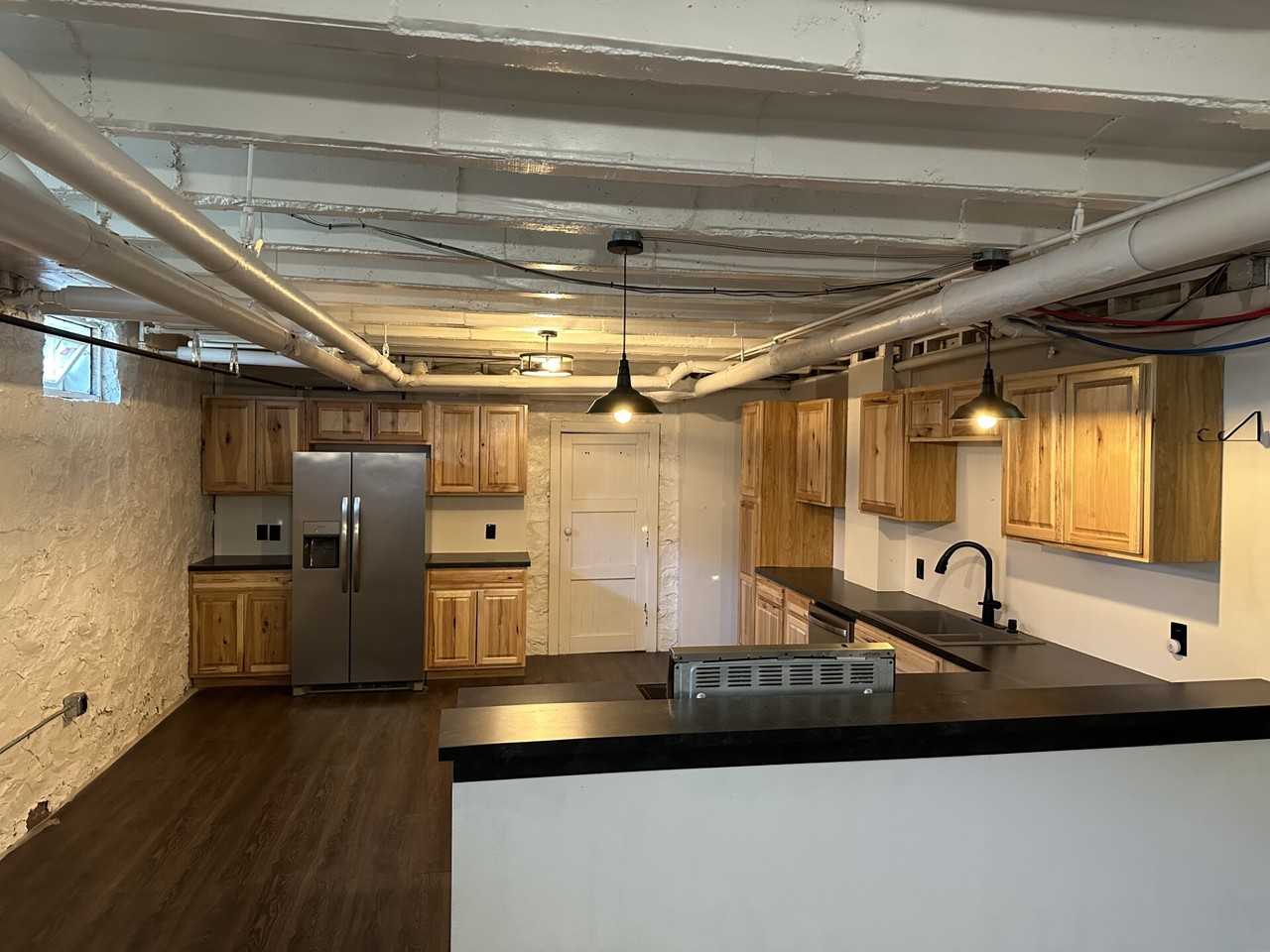 225 North Pioneer Avenue (C&P) - Photo 7 of 7