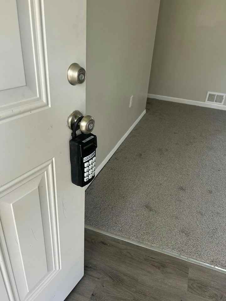 16130 Lauren Street - Photo 4 of 25