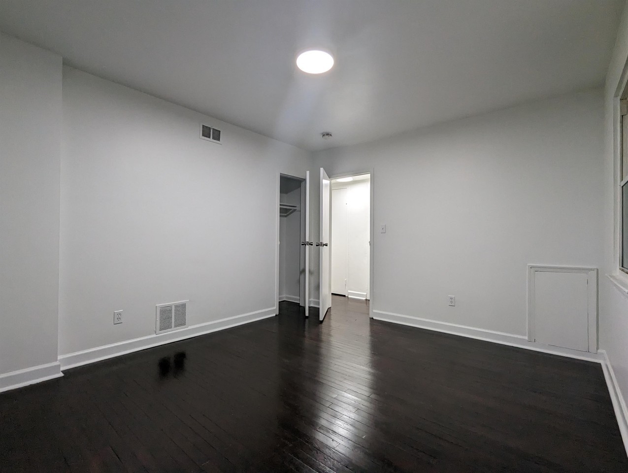 1120 46th St Ne #2 - Photo 7 of 12