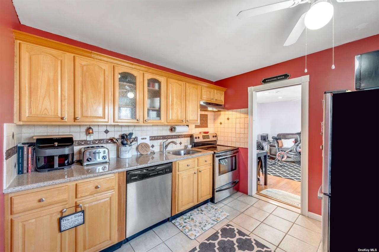 39 Gun Ln - Photo 3 of 19