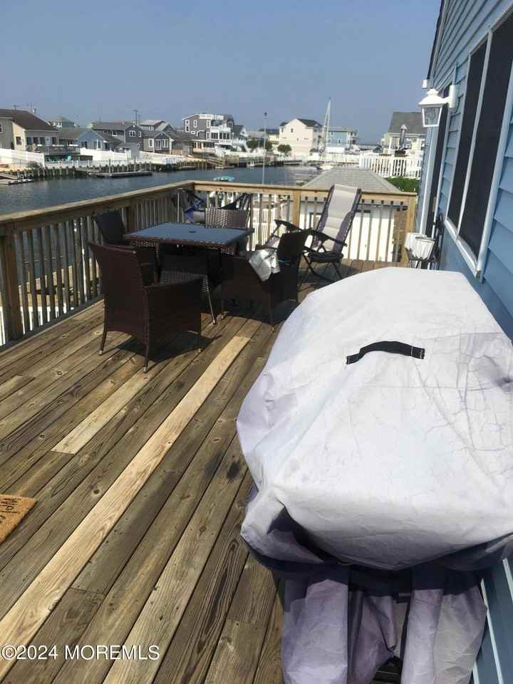 120 E Hudson Dr - Photo 3 of 19
