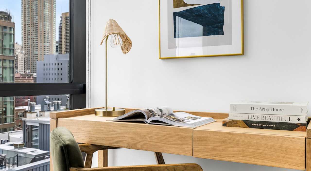 741 N Wells St - Photo 3 of 14