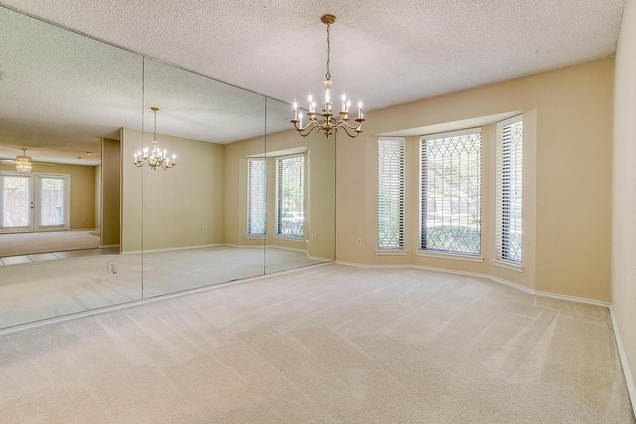 Ledgestone Duplex - Photo 3 of 14