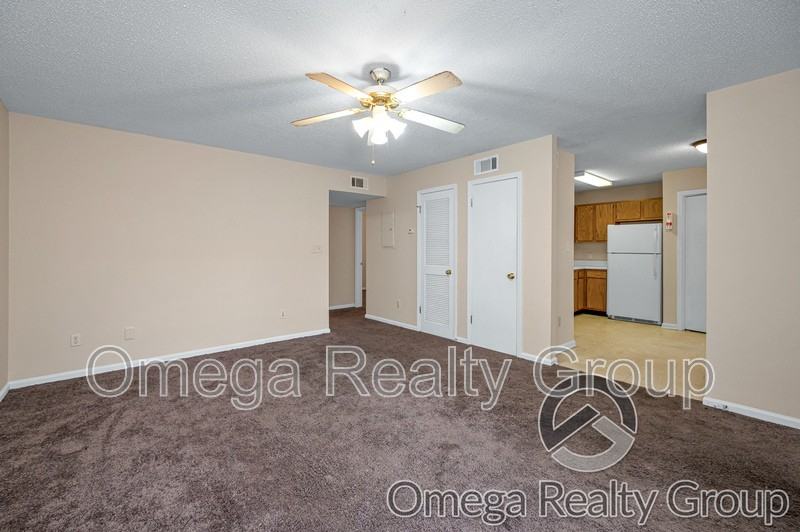 4203 20th St Ne #A3 - Photo 5 of 18