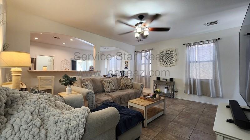 44152 W Cydnee Dr - Photo 7 of 19